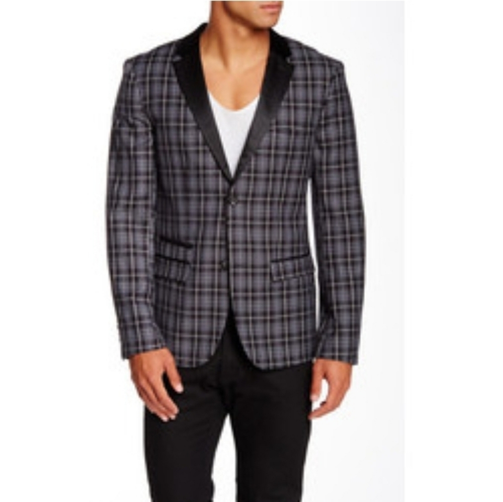 Edge by WD NY plaid suit